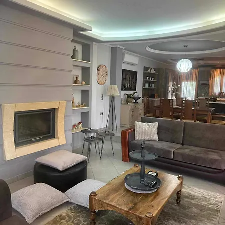 Minore Βίλα Πρίνος